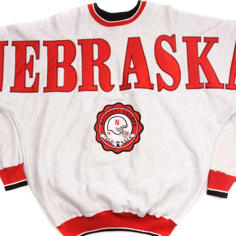 VINTAGE NEBRASKA CORNHUSKERS FOOTBALL TEAM SWEATSHIRT 1994 SIZE Large MADE IN USA DEADSTOCK