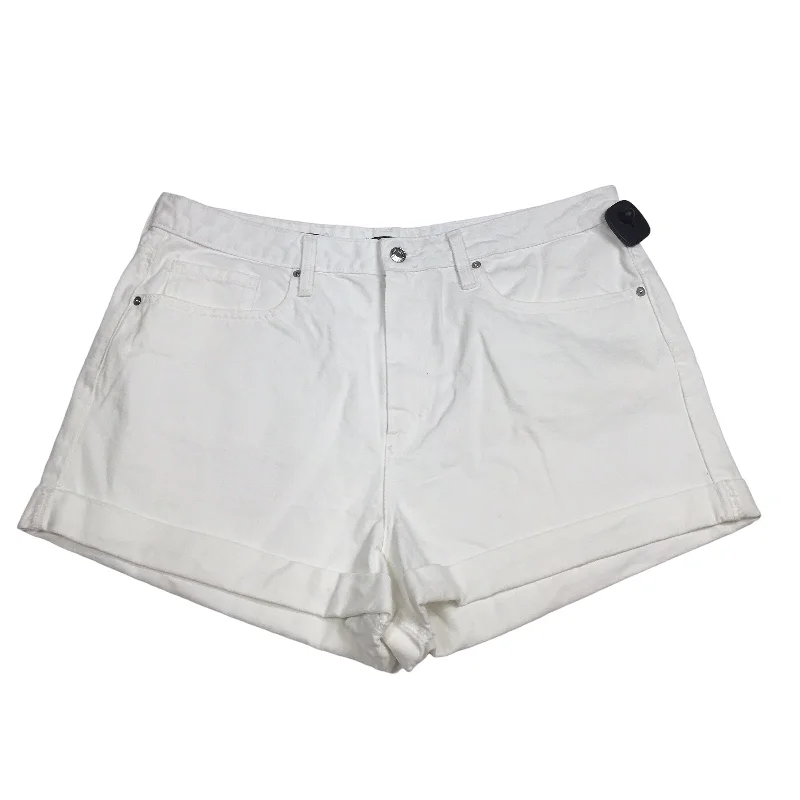 White Denim Shorts Wild Fable, Size 18